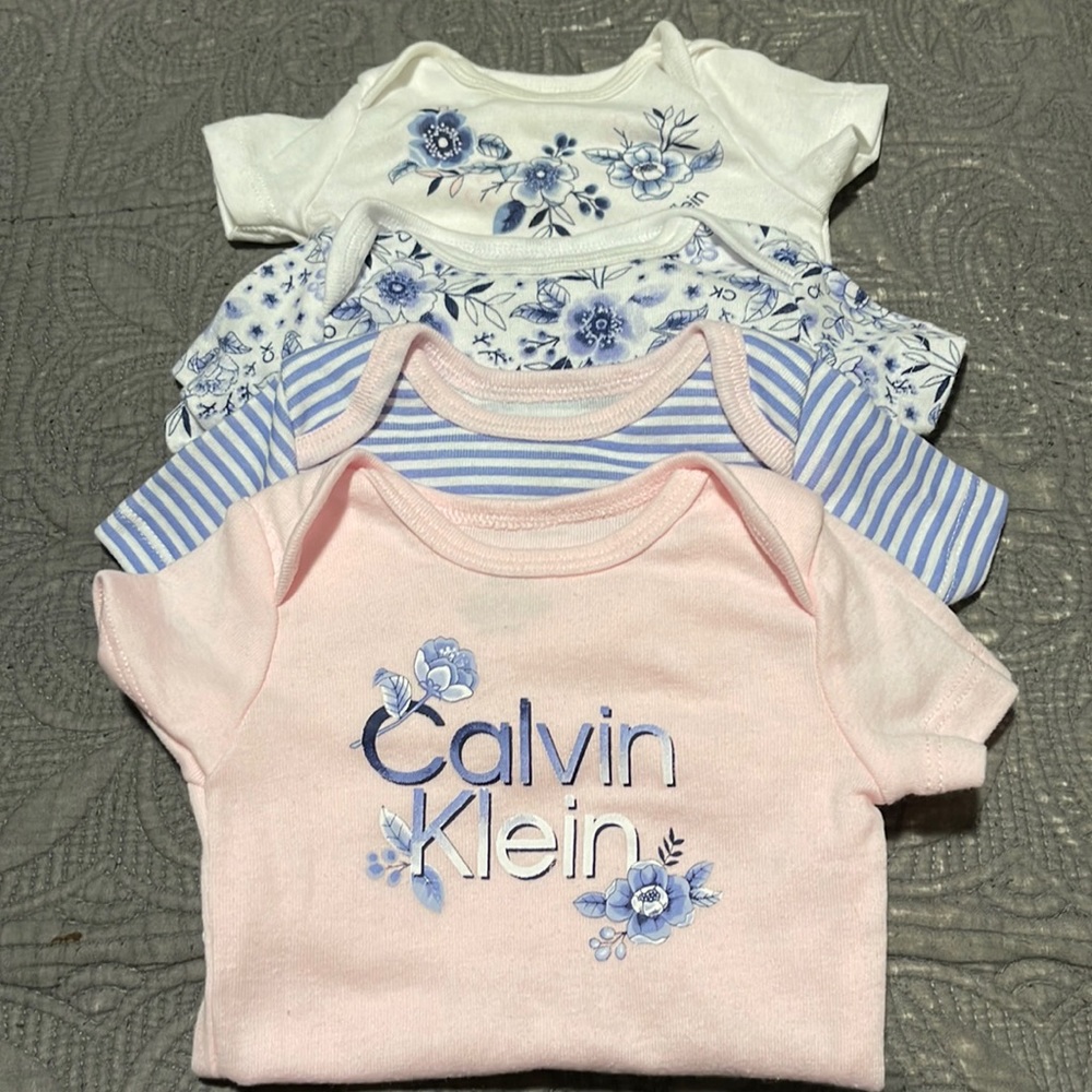 Baby Girl 4pc Calvin Klein Onesie Set Size 0/3 months